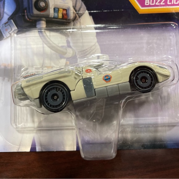 Hot Wheels Character Cars Lightyear XL-01 Buzz Lightyear 1/64 New in box - Picture 4 of 4